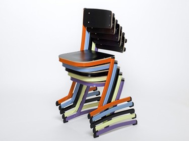 chaise scolaire empilable