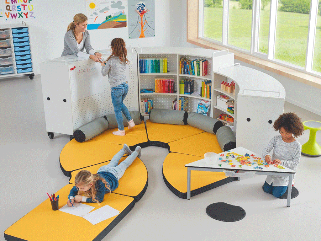 Le rayonnage mobile est un indispensable pour votre mobilier scolaire.