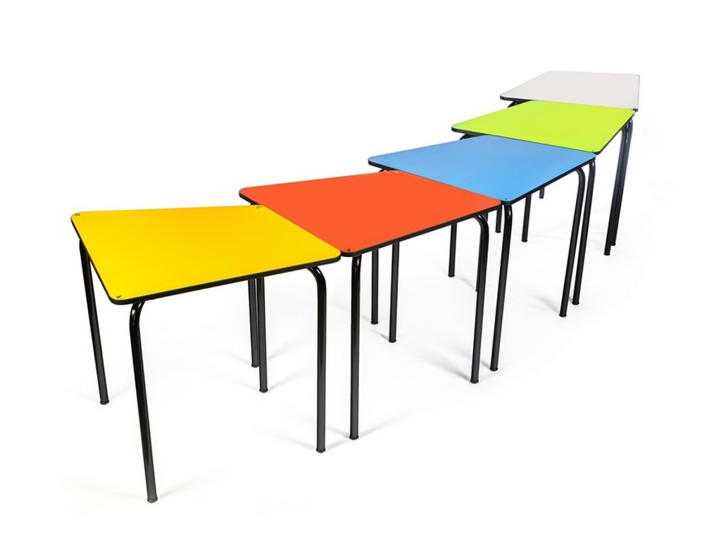 Optimisez la dynamique de votre entreprise avec les tables modulables IA France, leader du mobilier modulable.